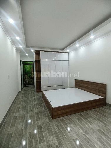 NHÀ MỚI THANG MÁY CHẠY VÙ VÙ CHỈ NHỈNH 7 TỶ TẠI HOÀNG MAI, HÀ NỘI