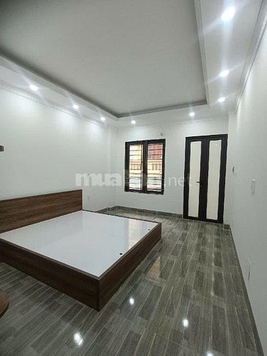 NHÀ MỚI THANG MÁY CHẠY VÙ VÙ CHỈ NHỈNH 7 TỶ TẠI HOÀNG MAI, HÀ NỘI