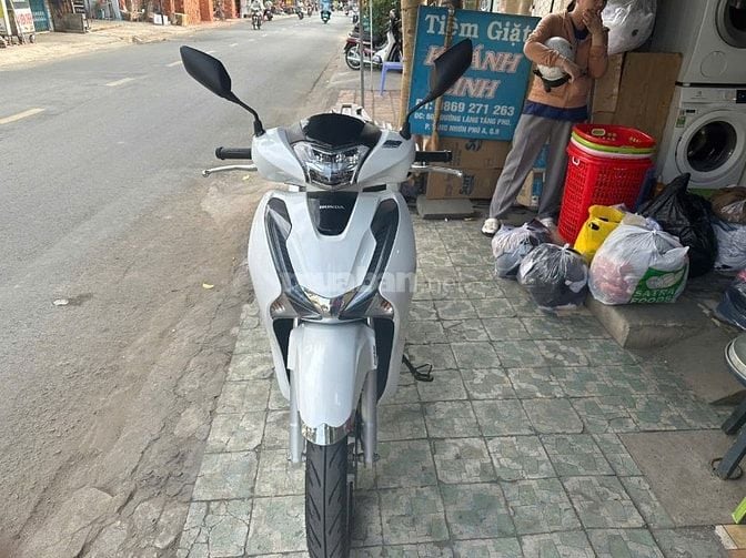 Cần bán xe Sh 150 CBS .xe Chính chủ. Giá 68 triệu.