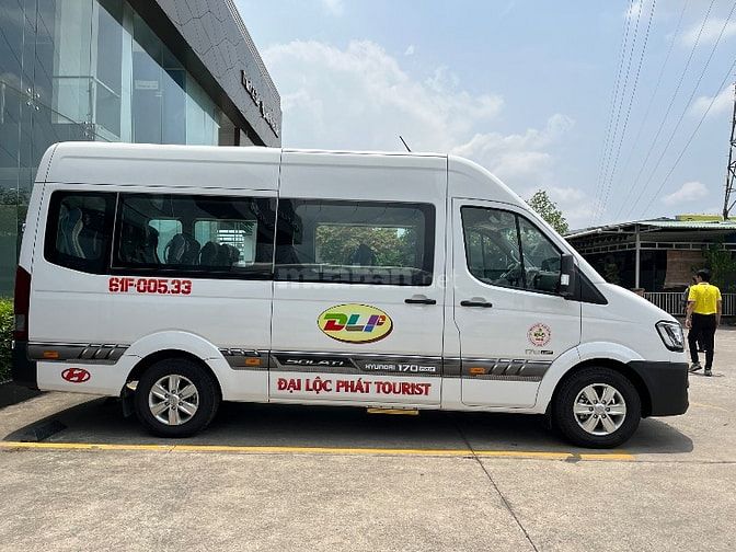 cho thuê xe Huyndai Solaty 2025 mới