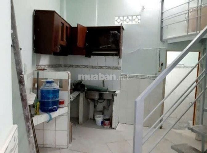 Cho thuê nhà hẻm xe hơi đường Hồ Văn Huê, Phường 9, Phú Nhuận, 3,8x12m