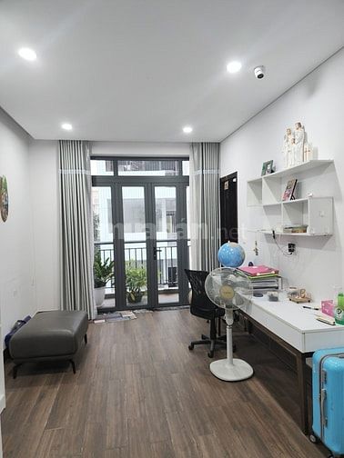 Q7 NHÀ ĐẸP 5 TẦNG -KHU KIỀU ĐÀM CẠNH KHU DC HIM LAM - HẺM LỚN 6M