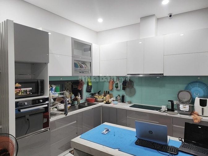 Q7 NHÀ ĐẸP 5 TẦNG -KHU KIỀU ĐÀM CẠNH KHU DC HIM LAM - HẺM LỚN 6M