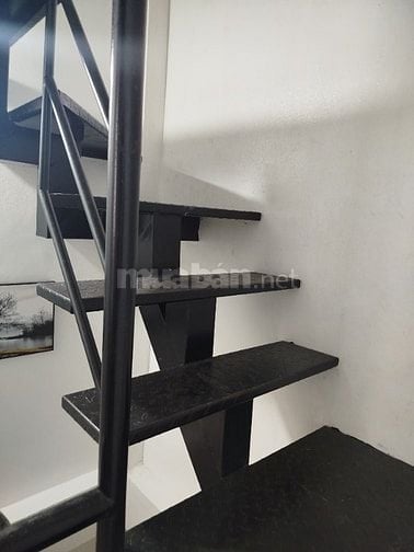 Bán nhà 13m2x5 Tầng phố Lò Sũ, Hoàn Kiếm câch phố 20m giá 3.5 tỷ