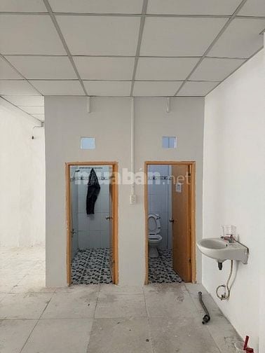 Cho thuê mặt bằng kinh doanh, thich hợp làm xưởng kho