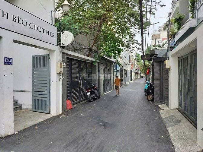 Hẻm 8m nhất chi mai DT:4x14 trệt 2 lầu st nhà đẹp ở liền được