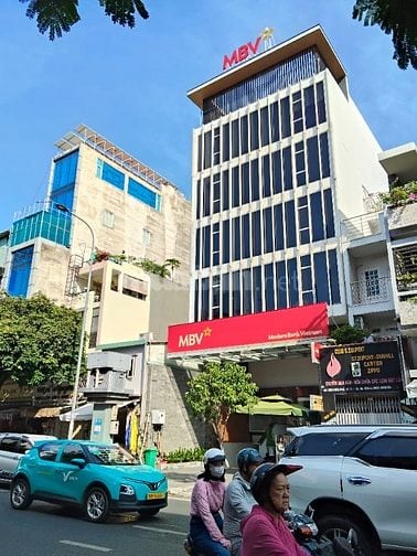 NHÀ PHỐ MẶT TIỀN, 2TẦNG , VỊ TRÍ KD TUYỆT VỜI