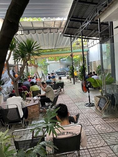 Sang quán cafe không gian thoáng, mặt tiền đuờng khu chung cư Gò Vấp 