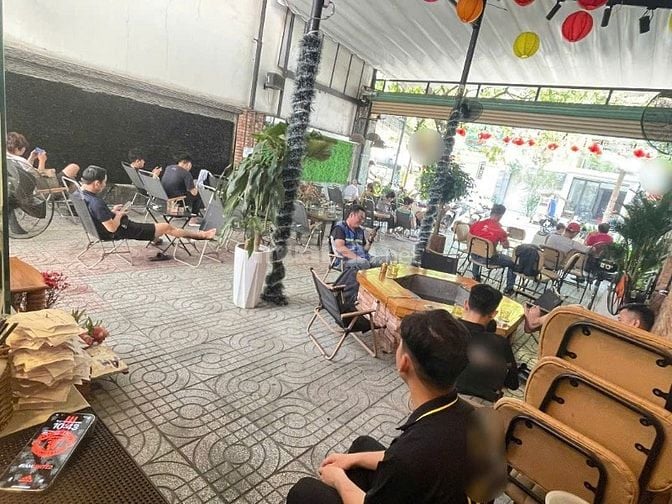 Sang quán cafe không gian thoáng, mặt tiền đuờng khu chung cư Gò Vấp 