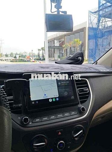 Hyundai Accent 2023 - 21000 km
