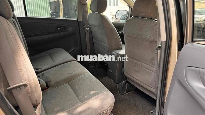 cần bán xe inova bản full E xe gia đình