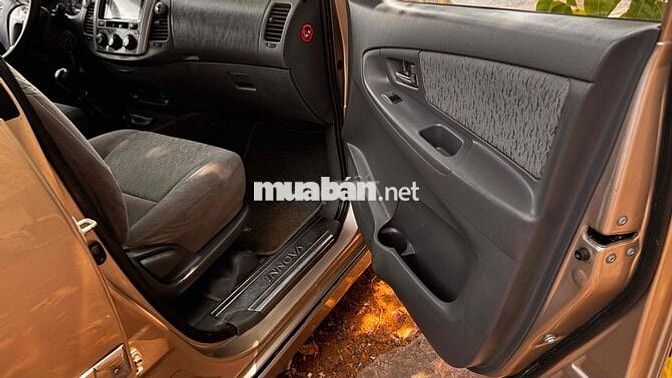cần bán xe inova bản full E xe gia đình