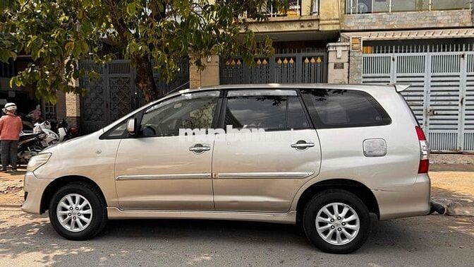 cần bán xe inova bản full E xe gia đình