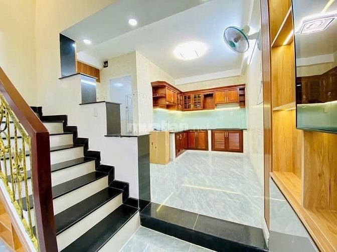 Kẹt vốn bán nhà Phan Huy Ích, p.15, Tân Bình. Giá 3,13 tỷ/56m2, hẻm 5m