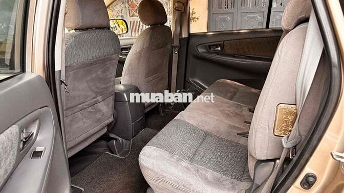 cần bán xe inova bản full E xe gia đình