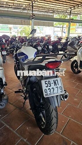 Yamaha FZ 2015 biển sài gòn chính chủ. Máy zin