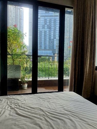 Cho thuê Villas Vinhomes Tân Cảng. 310m2.Hầm 2 lầu  Giá 250tr