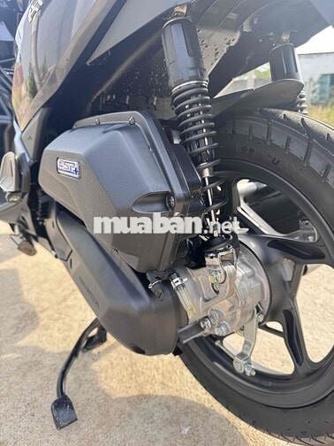 Cần bán ab 2024 4 val 3000km 2 mót 2 gương
