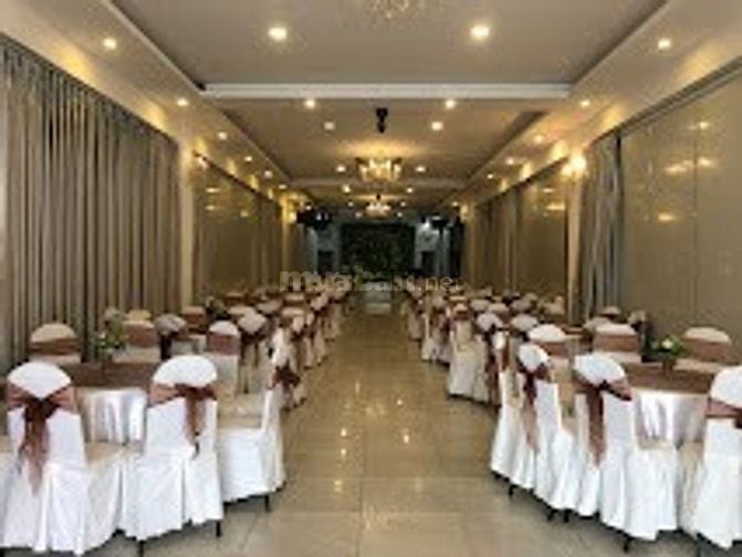 Cần sang nhượng gấp nhà hàng tiệc cưới tại Bình Dương