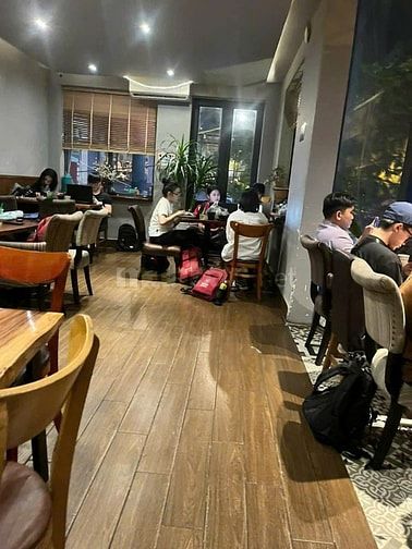 Sang quán cafe góc 2MT đắc địa, ngay khu chung cư, Bình Thạnh 