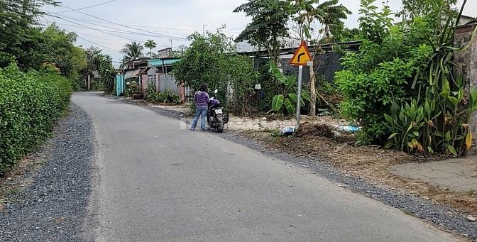 Bán gấp 297m2, Sổ riêng, Tỉnh lộ 8 vào 500m, Phước Vĩnh An, 1 tỷ 040tr