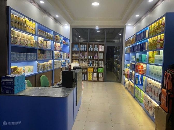 Chính chủ cho thuê mặt tiền đường Hoàng Văn Thụ kinh doanh buôn bán