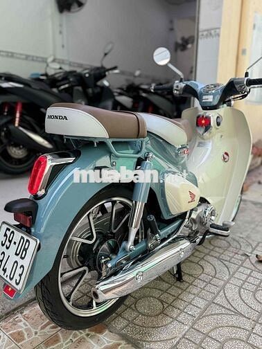 Super Cub 125 Xám Xi Măng 2025 odo 790km