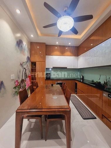 Chủ cần bán nhà Mặt Hồ, Mai Anh Tuấn, Q Đống Đa, Dt 55 m, 6 T, 27 Tỷ 