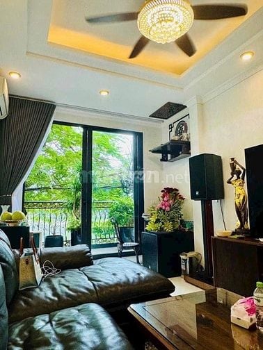 Chủ cần bán nhà Mặt Hồ, Mai Anh Tuấn, Q Đống Đa, Dt 55 m, 6 T, 27 Tỷ 