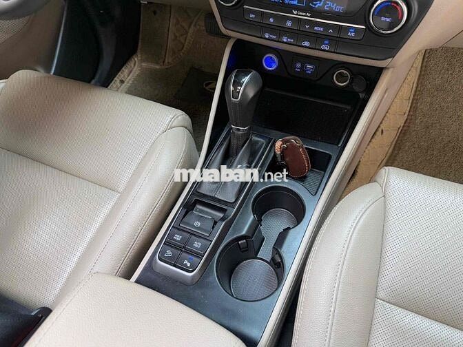 Hyundai Tucson 2018 1.6 AT Turbo - 50000 km