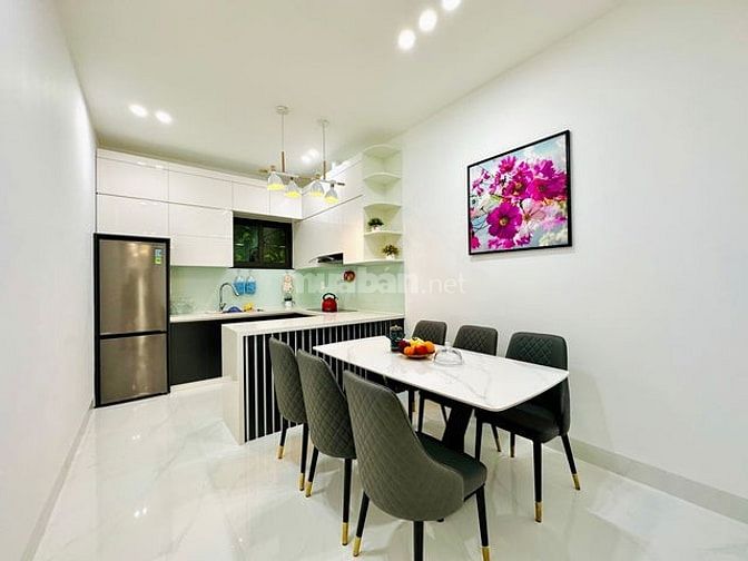 B.Á.N NHÀ SÁT PHỐ – THANG MÁY – Ô TÔ ĐỖ CỬA – NỘI THẤT 5*