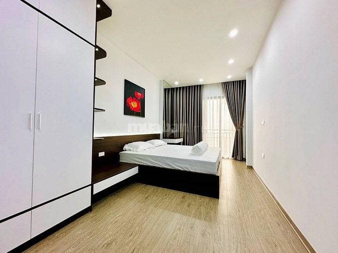 B.Á.N NHÀ SÁT PHỐ – THANG MÁY – Ô TÔ ĐỖ CỬA – NỘI THẤT 5*