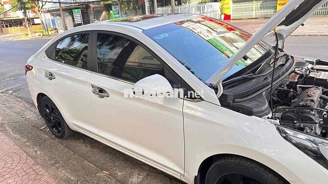 Hyundai Accent 2021 1.4 AT - 34000 km