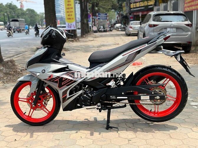 xe ẽcter đk 2023 chạy 6000 km mới 99%