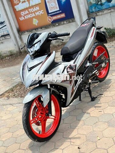 xe ẽcter đk 2023 chạy 6000 km mới 99%