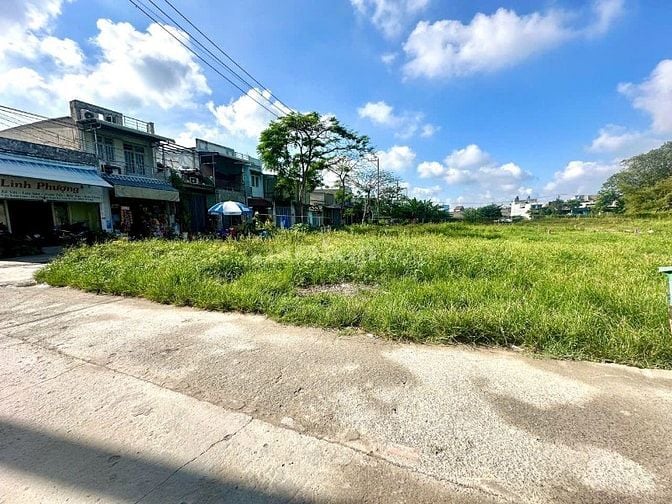 bán lô đất sổ hồng riêng đường hương lộ 80 vĩnh lộc A 22triệu /1m2 