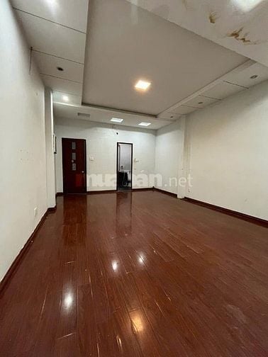Nhà Hẻm Xe Tải thông CMT8, 4.5x14m 1Lầu KD tự do