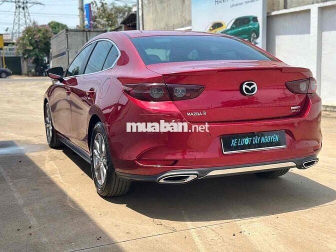 Mazda 3 2019 1.5L Luxury - 86000 km