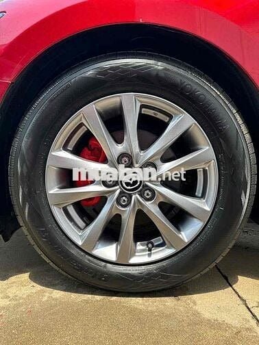 Mazda 3 2019 1.5L Luxury - 86000 km