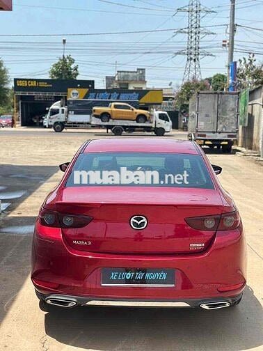 Mazda 3 2019 1.5L Luxury - 86000 km