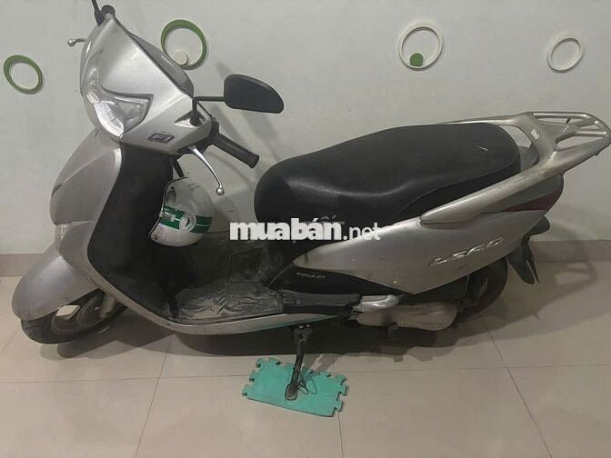 Bán xe Lead 2009 màu bạc đã qua sử dụng