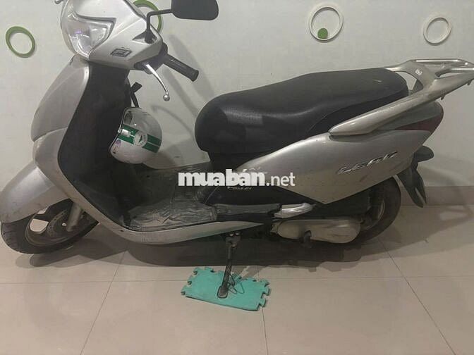 Bán xe Lead 2009 màu bạc đã qua sử dụng