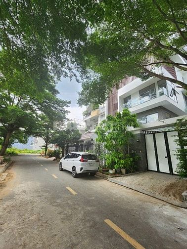 CHÍNH CHỦ BÁN TÒA NHÀ CĂN HỘ DỊCH VỤ CAO CẤP - TRUNG TÂM TP THỦ ĐỨC 