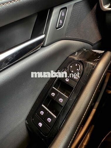 Mazda 3 2024 1.5L Luxury giá tốt còn 1 xe dọn kho