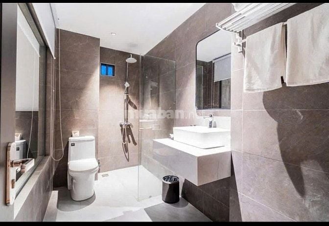 Đầu Tư Sinh Lời Cao – Nhà Mặt Tiền Trần Quang Khải, Quận 1 Giá Tốt  