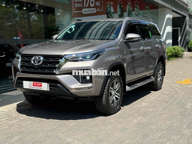Toyota Fortuner 2023 2.4L 4x2 AT - 40.000 km