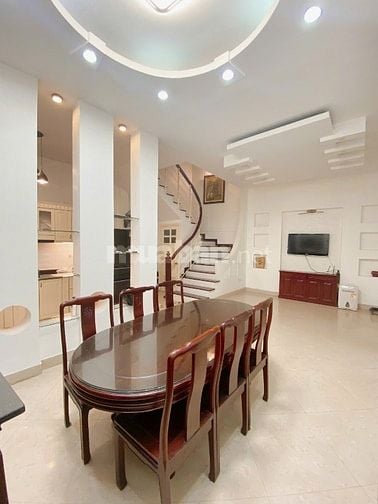 CHO THUÊ NHÀ NGUYÊN CĂN PHỐ ĐÀO TẤN - LINH LANG - BA ĐÌNH - HÀ NỘI 