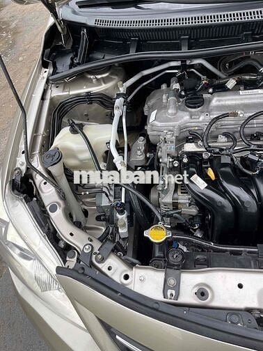 Toyota Corolla Altis 2011 1.8G MT - 105000 km