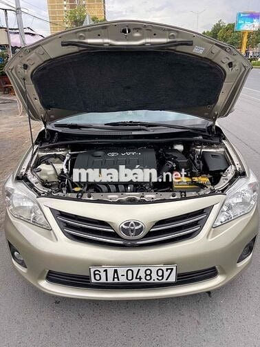 Toyota Corolla Altis 2011 1.8G MT - 105000 km