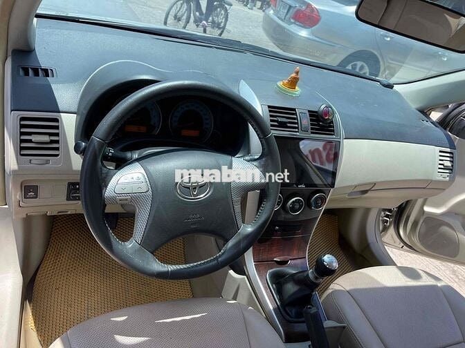 Toyota Corolla Altis 2011 1.8G MT - 105000 km